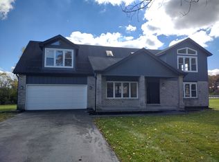 2961 E Shagbark Trl, Crete, IL 60417