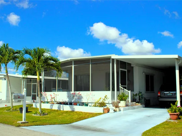 1651 SW 83rd Ave, Davie, FL 33324