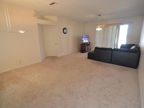 4th image of 9320 Huntington Park Way