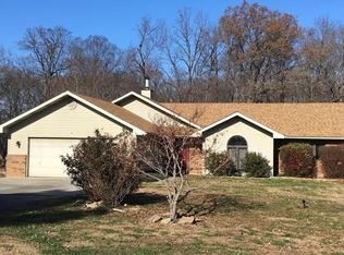 6572 Roberts Rd, Marion, IL 62959