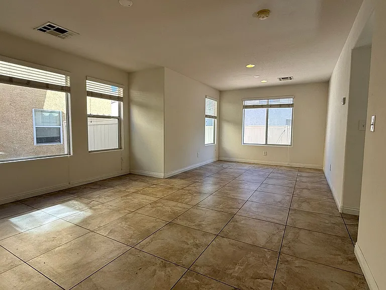 8967 Ryan Creek Ave — Photo 12