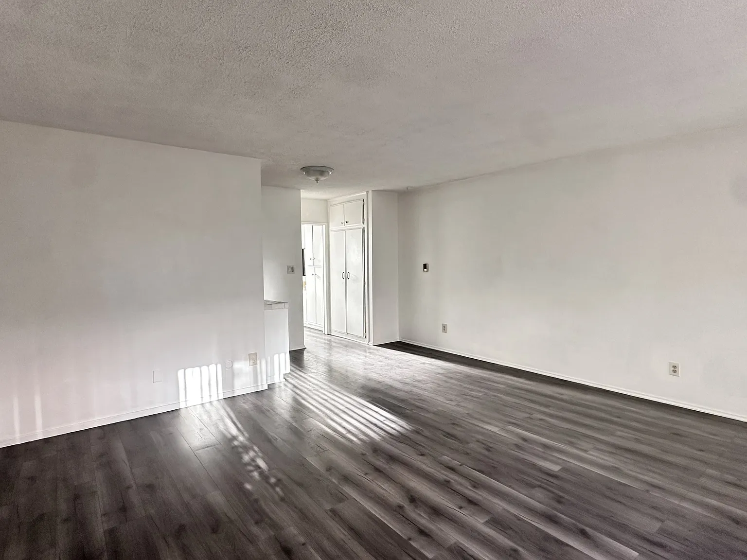 Casa Vanowen - 6 — Photo 4