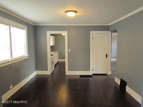 5th image of 1512 Jennette Ave NW