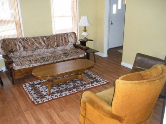 206 Madison Living Room