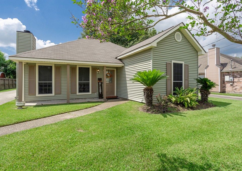 1st image of 22880 Blakeney Dr