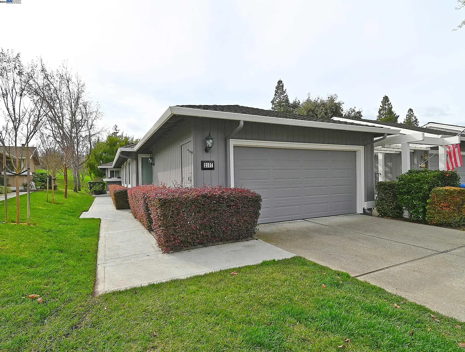 2157 Myrtle Beach Ln photo 1