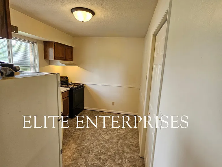 2213 W Reservoir Blvd #2213 — Photo 6