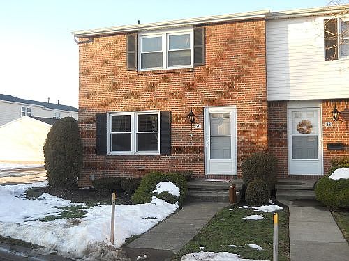 2nd image of 20 Wimbledon Ln