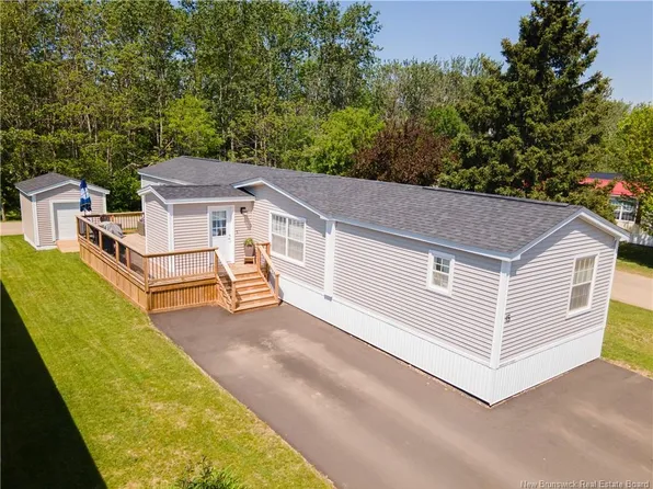 15 Brookview Ave, Sussex Corner, NB E4E 2W3