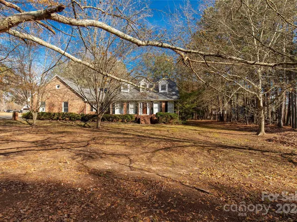 1599 Locustwood Ave, Lancaster, SC 29720