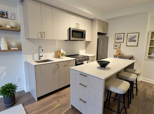 35 Birchcliff Ave #32, Toronto, ON M1N 0C1