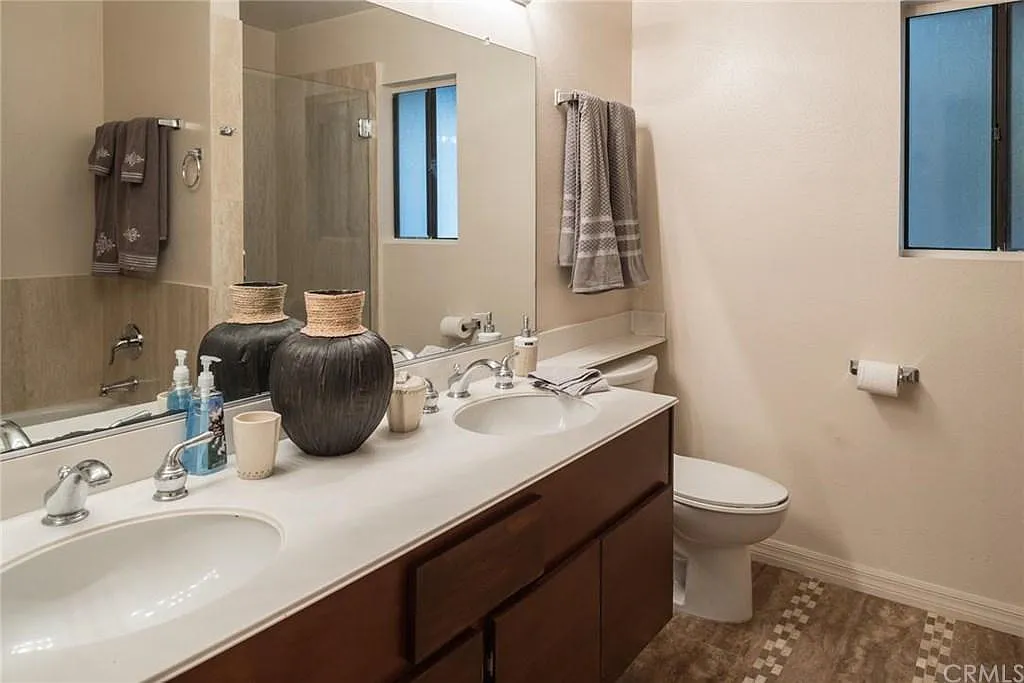 3 bed, 1505 sqft, $4,950 — Photo 3