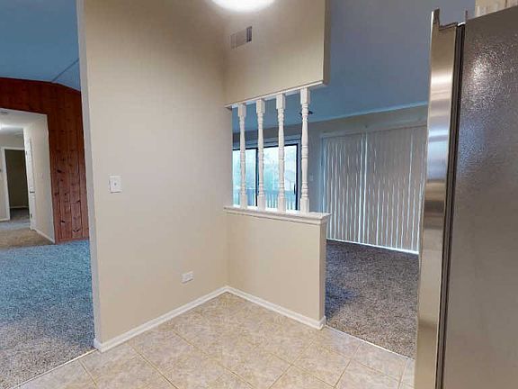 2nd image of 19203 Elm Dr Unit 142