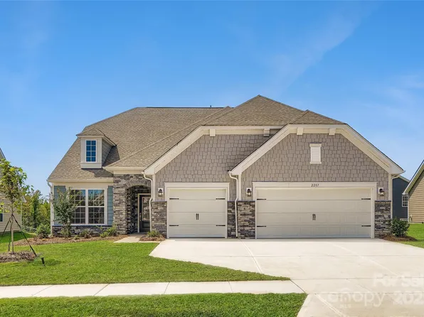 2287 Moon Crest Rd #143, Lancaster, SC 29720