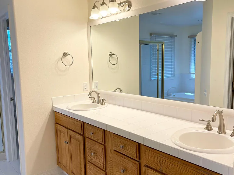5111 Hogan Ct — Photo 15