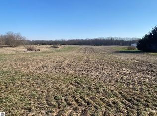 1378 E Walton Rd, Shepherd, MI 48883