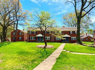 Latham Park Manor, Greensboro, NC 27408