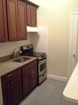 Rented by Aysaac Allen LLC | media 19