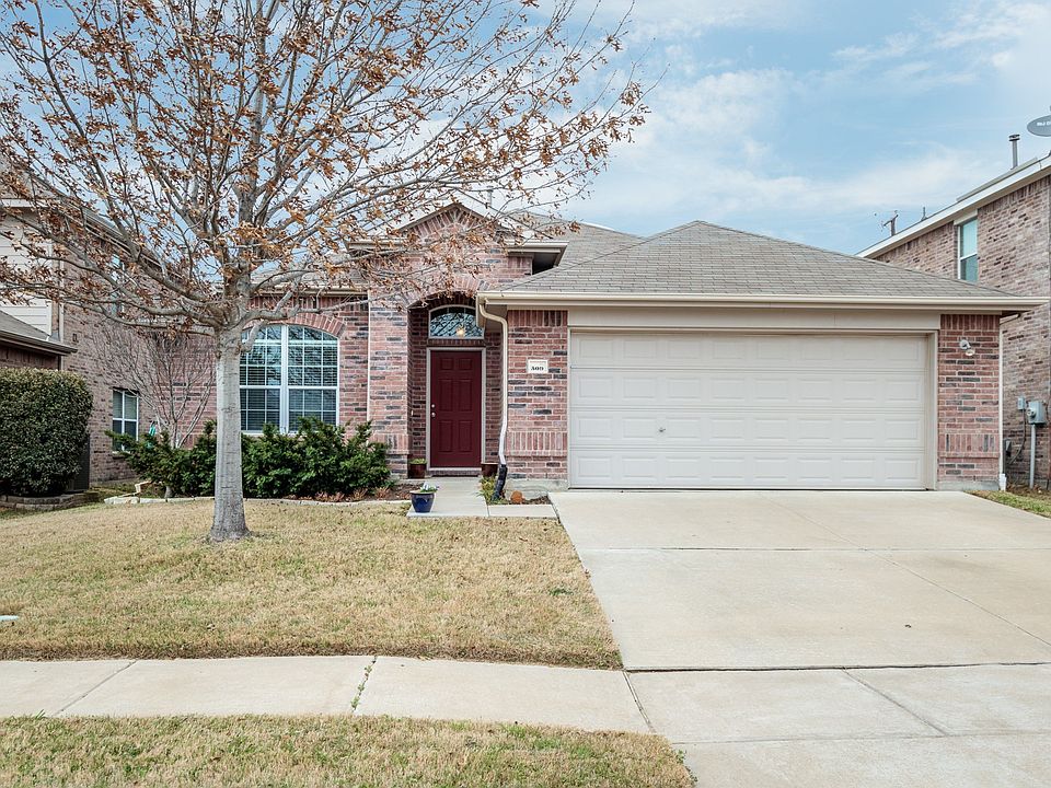 1st image of 509 Moonrise Dr