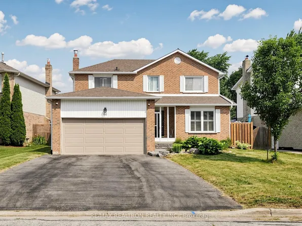 93 Stiver Dr, Newmarket, ON L3Y 7W2