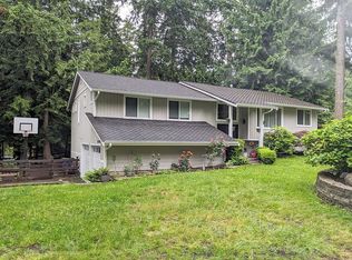 22005 SE 32nd St, Sammamish, WA 98075