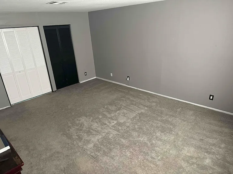 580 Chelsea Dr — Photo 13