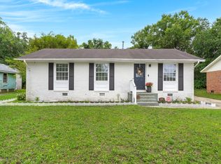 1491 Woodview Ln, Charleston, SC 29412