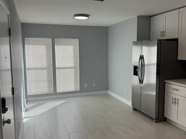 3453 Clark Rd, Sarasota, FL