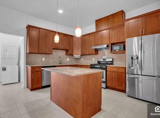 10 Neptune St UNIT 1, San Francisco, CA 94124
