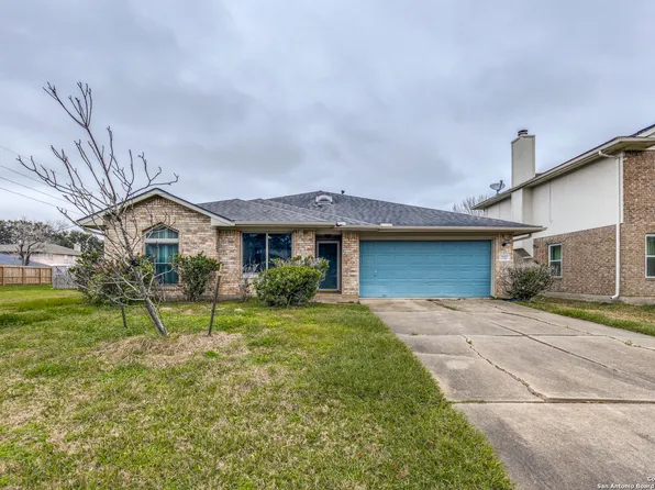 1530 Hunter Green Lane, Fresno, TX 77545