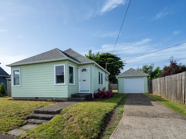 1108 4th St, Tillamook, OR 97141