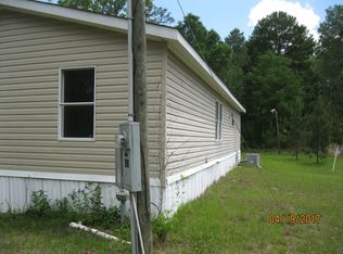 101 Garden Pl, Satsuma, FL 32189