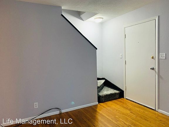 5th image of 5230 42nd Ave #5230