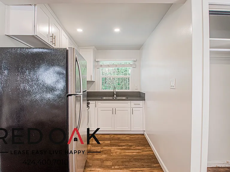 1214 Orange Grove Ave #3/4 — Photo 3