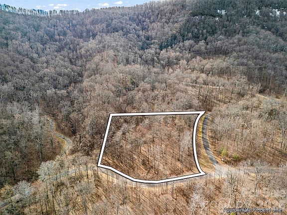 4th image of 2128 Harm Creek Loop