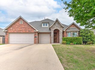 7308 Devonshire Ave, Springdale, AR 72762