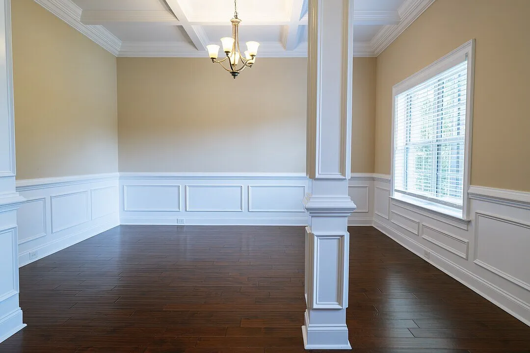 5 bed, 3.5 bath, 3911 sqft, $3,600 — Photo 4
