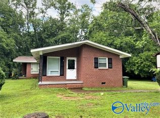 2733 Clayton Dr NW, Huntsville, AL 35810