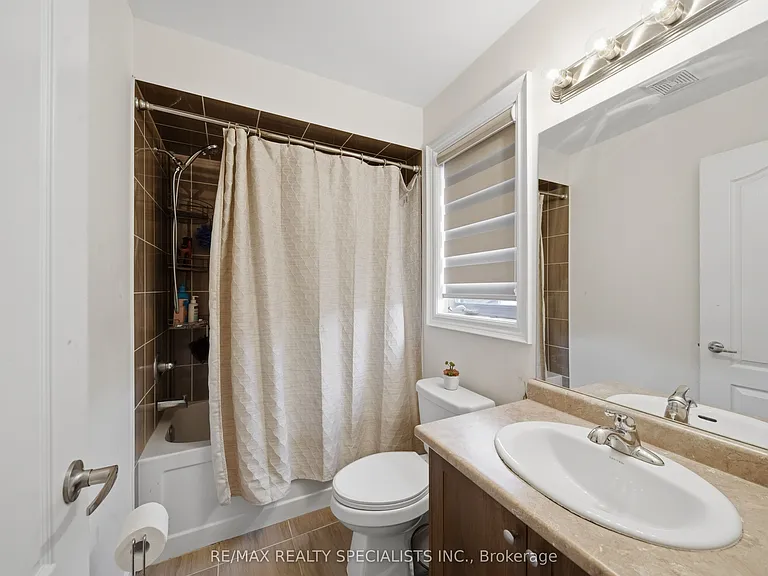 120 Milby Cres — Photo 22