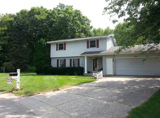 3514 Las Vegas Dr NE, Belmont, MI 49306