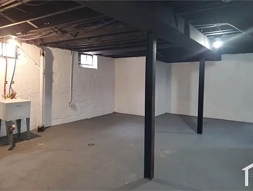 10058 Greensboro St — Photo 20