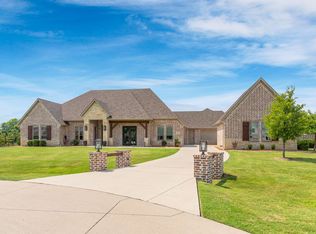 945 Bristol Park, Lucas, TX 75002