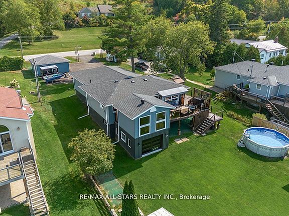 3rd image of 283 Snug Harbour Rd