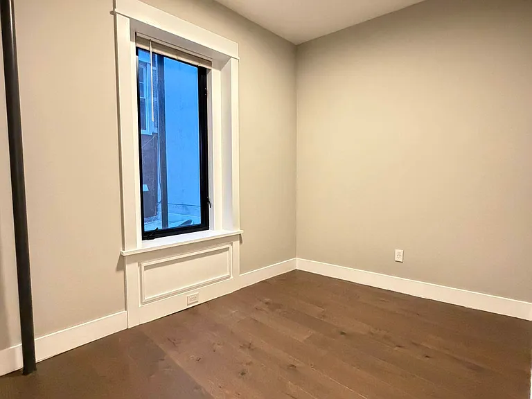 49 Prince St #1 — Photo 3