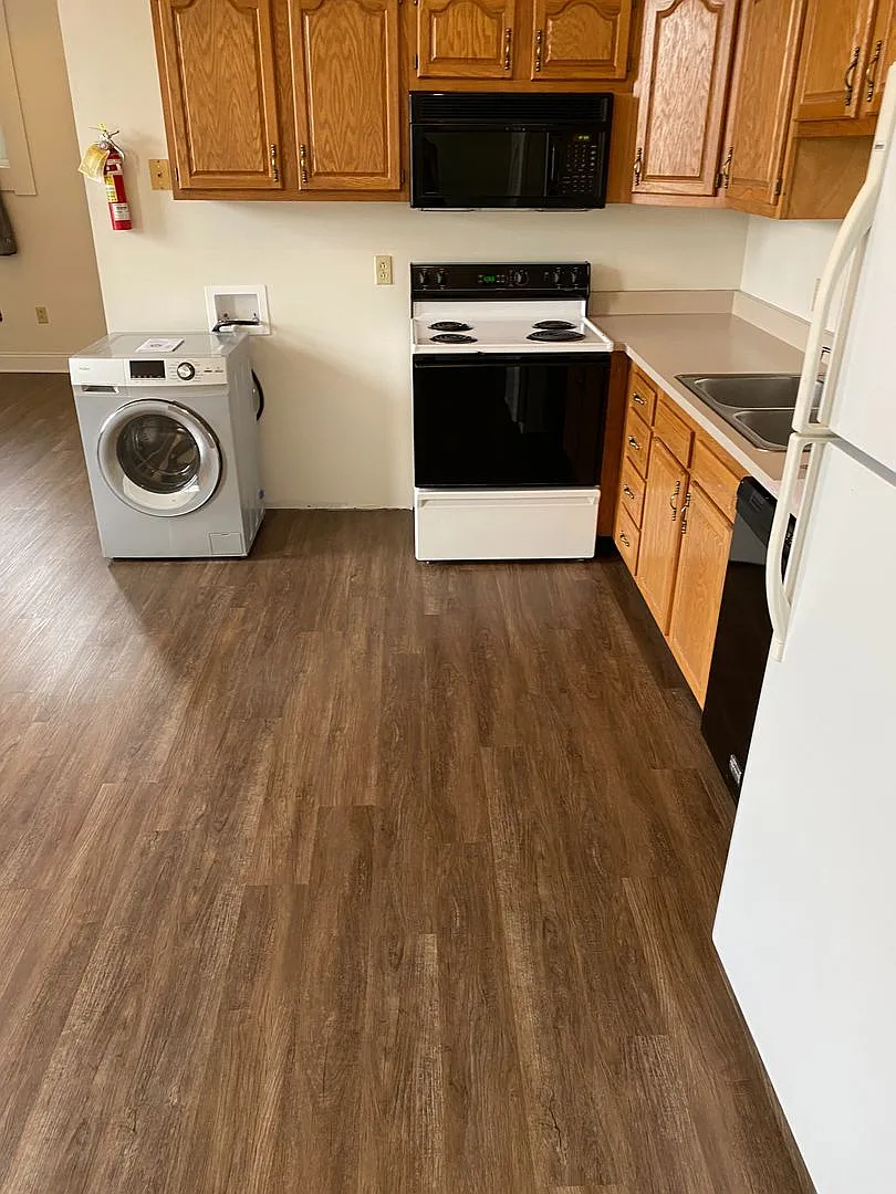 Available August 2027 Large Studio Apartment — Photo 2