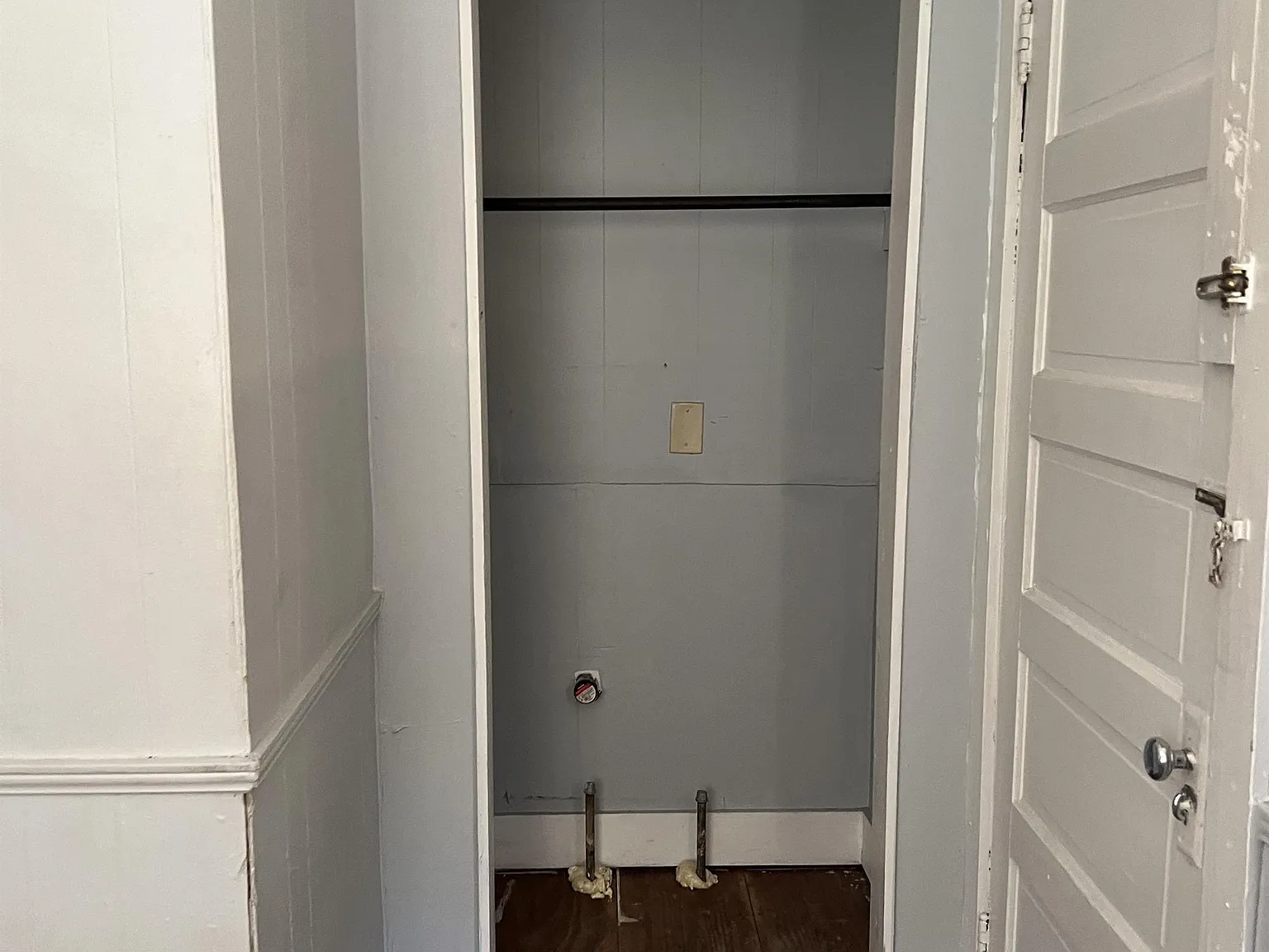 1302 Southern Avenue - 1 — Photo 2