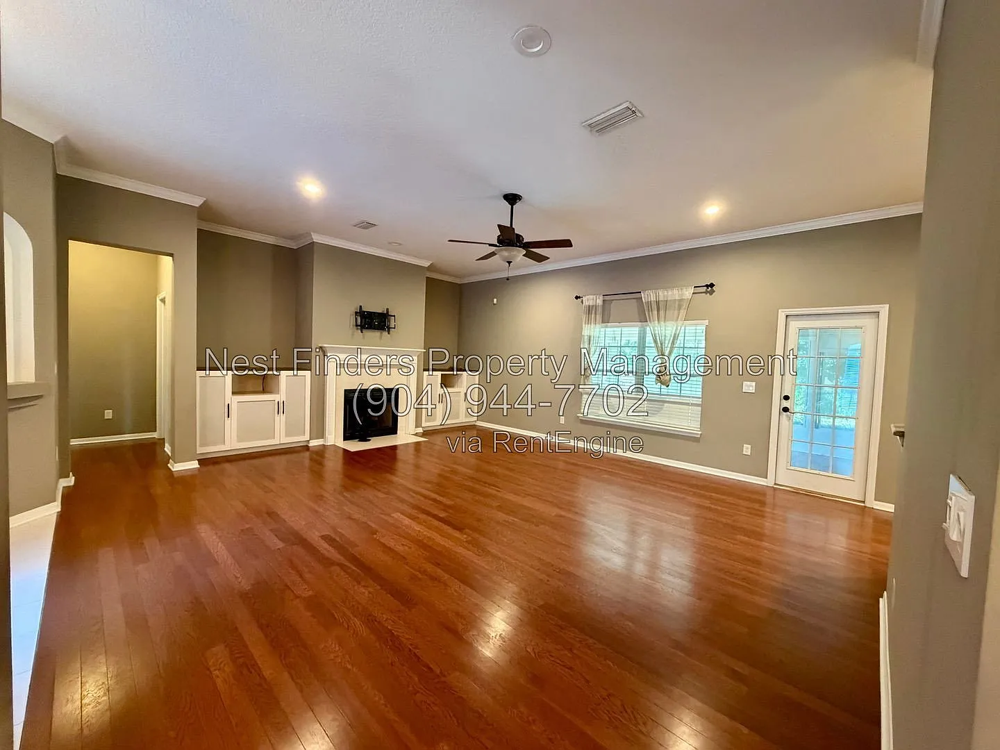 3 bed, 2.0 bath, 1915 sqft, $2,790 — Photo 3