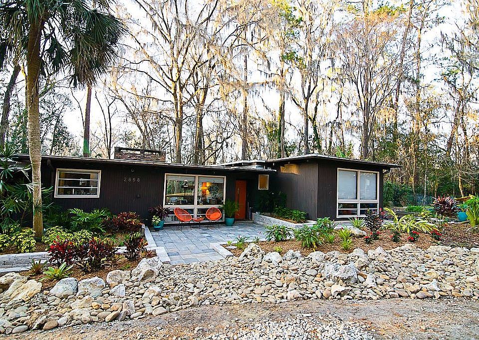 2nd image of 2858 NW 4th Ln