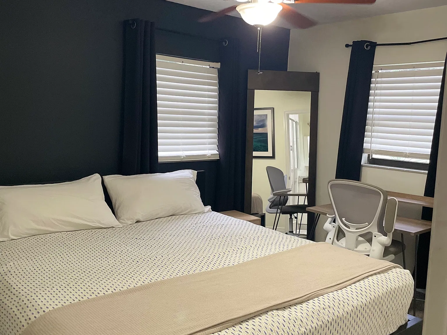 3 bed, 1308 sqft, $2,300 — Photo 2