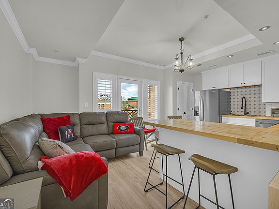 2nd image of 755 Broad St #803